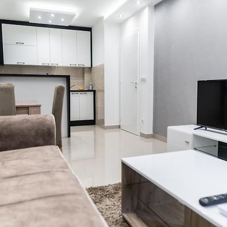 Bella Apartmani Jagodina Εξωτερικό φωτογραφία
