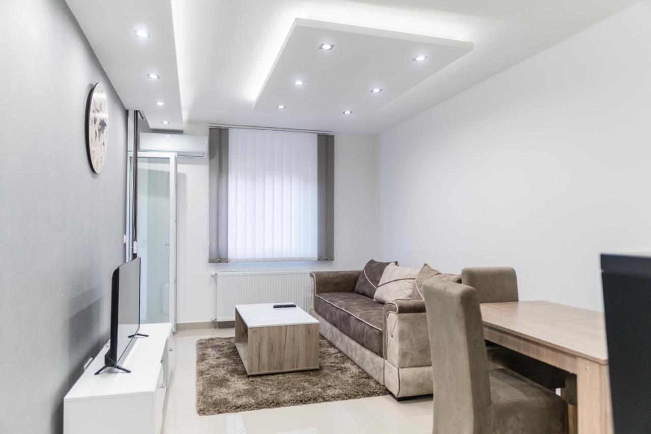 Bella Apartmani Jagodina Εξωτερικό φωτογραφία